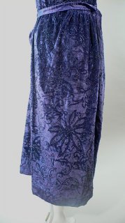 20s.MidBlueVelvetSkirt.jpg