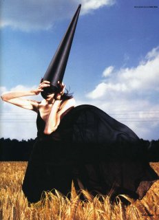 Dazed&Confused_September2006_CamilleVivier_TheGlassSeason_01.jpg