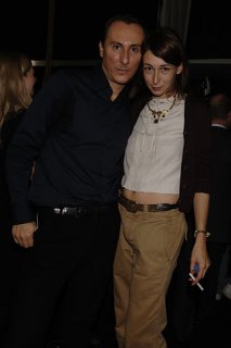 chloeS06.jpg