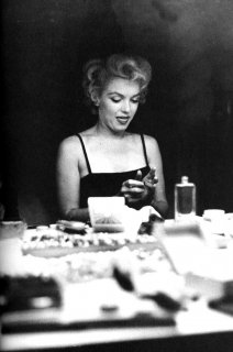32232_marilynmonroe0155_122_710lo.jpg