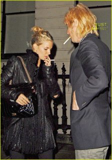 stalking-sienna-miller-02.jpg