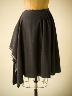 wool pleated skirt.jpg