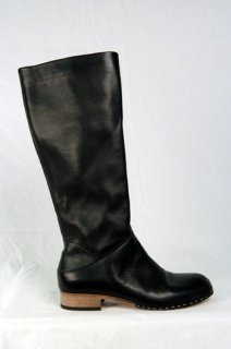 Twenty Two Shoes Fife boot in Black.jpg