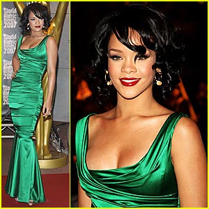 rihanna-world-music-awards-2007.jpg