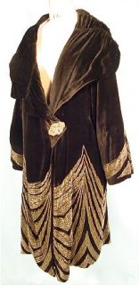 flapblckbeadvelvcoat.jpg