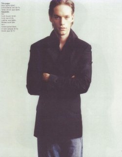 3250_01-1990_%26+men_Australia_front_22.jpg