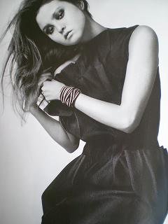 5532096_273922_small.jpg