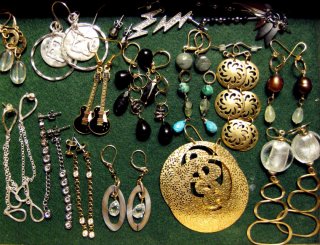 earrings.jpg