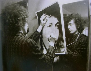 1966_Paris_signing_poster_.JPG 1966_Paris_signing_poster_.JPG