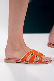 Carolina Herrera ss05 shoes-03.jpg