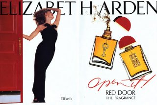 199005ElizabethArdenVendelaRedDoor.jpg