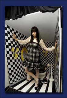 alice9.jpg