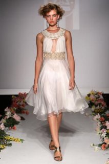 SS08 Julia Clancey.jpg