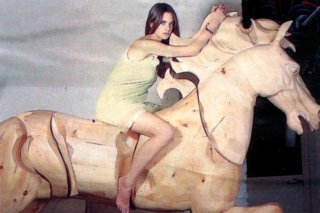 Asia_Argento-56054wallpaper.jpg