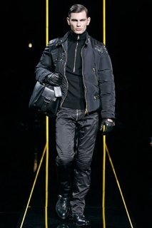 00280f_Versace_FW05.jpg