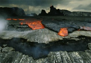 oozing-lava-759770-ga.jpg