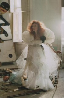 U.K.-Vogue-2008-April-KarenElson 007.jpg