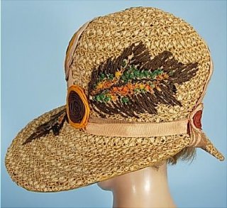hatlgbrimteenpaintstrawbkt.jpg