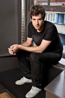 Mark-Ronson-r20.jpg