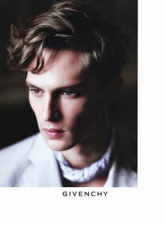 mathias_adcampaign_givenchyss082scan.jpg