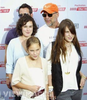 56413664.jpg 56413664.jpg