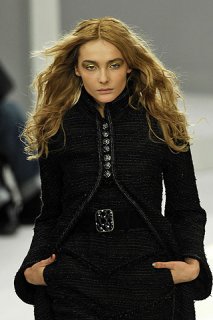 030120081543090856chanelfw08.jpg