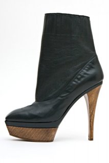marniboot2.jpg