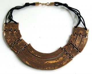 ceramicnecklace.jpg