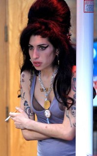 amy-winehouse-baby-shot-4148-6.jpg