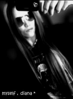 diana -myself - pic.JPG
