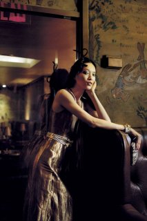 Ling Tan - UK Marie Claire Dec 2007 - 6.jpg