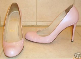 Louboutin simple pumps.jpg