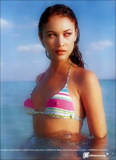 55333_Olga_Kurylenko_02_123_49lo.jpg