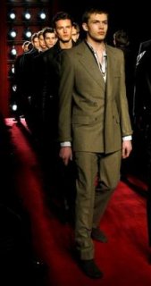 Yves Saint Laurent Rive Gauche AW 05-06 | the Fashion Spot