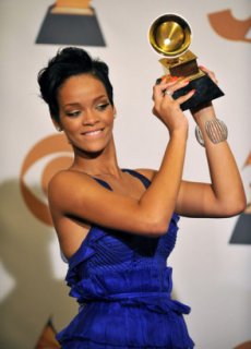rihanna43.jpg