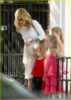 kate-hudson-ryder-robinson-play-date-06.jpg