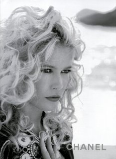 Chanel-SS2008-ClaudiaSchiffer_KarlLagerfeld002.jpg
