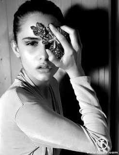 000000097470-sandrina_bencomo-fullsize.jpg
