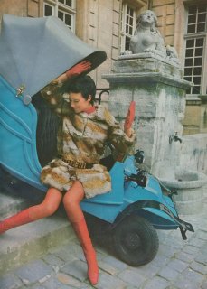 american_vogue_august_1_1967__marisa_berenson__derosnay_1sm.jpg