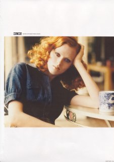 karen_elson-ph.horst_diekgerdes-another_magazine-spring_summer2004-summer_for_women-8.jpg