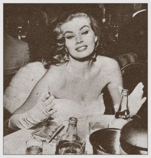 anitaekberg-aeg_056.jpg