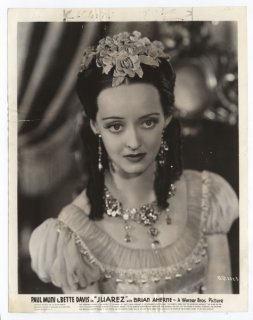 Bette%20Davis%20Floral%20Hairdress%201939%20(01).jpg
