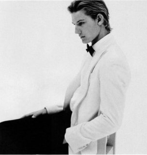 Alex Pettyfer.jpg