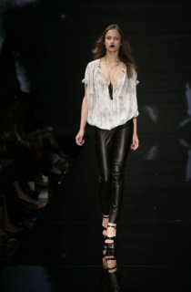 Noir ss09-33.jpg