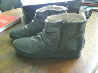 flat booties.JPG
