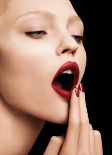 Giorgio Armani Beauty’s New LIP WAX talkingmakeup com.jpg