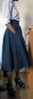 hmwoolskirt01.jpg