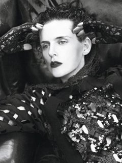 stella w sep08-network-bydavidsims-modernnight2.jpg