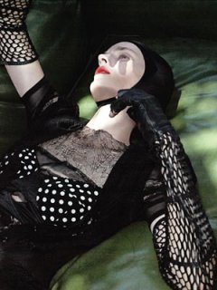 stella w sep08-network-bydavidsims-modernnight92.jpg