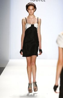82741925_10.preview.jpg